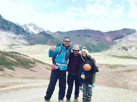 ペルー・アンデスの山を旅する